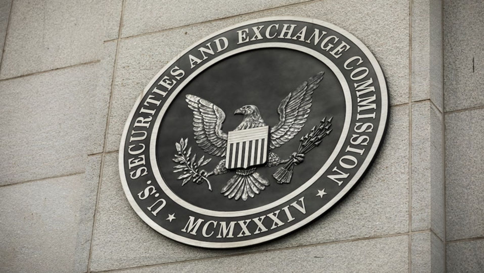 SEC gaat een tokenized aandelenraamwerk voorstellen naarmate de inspanningen van Wall Street zich verdiepen: Bloomberg
