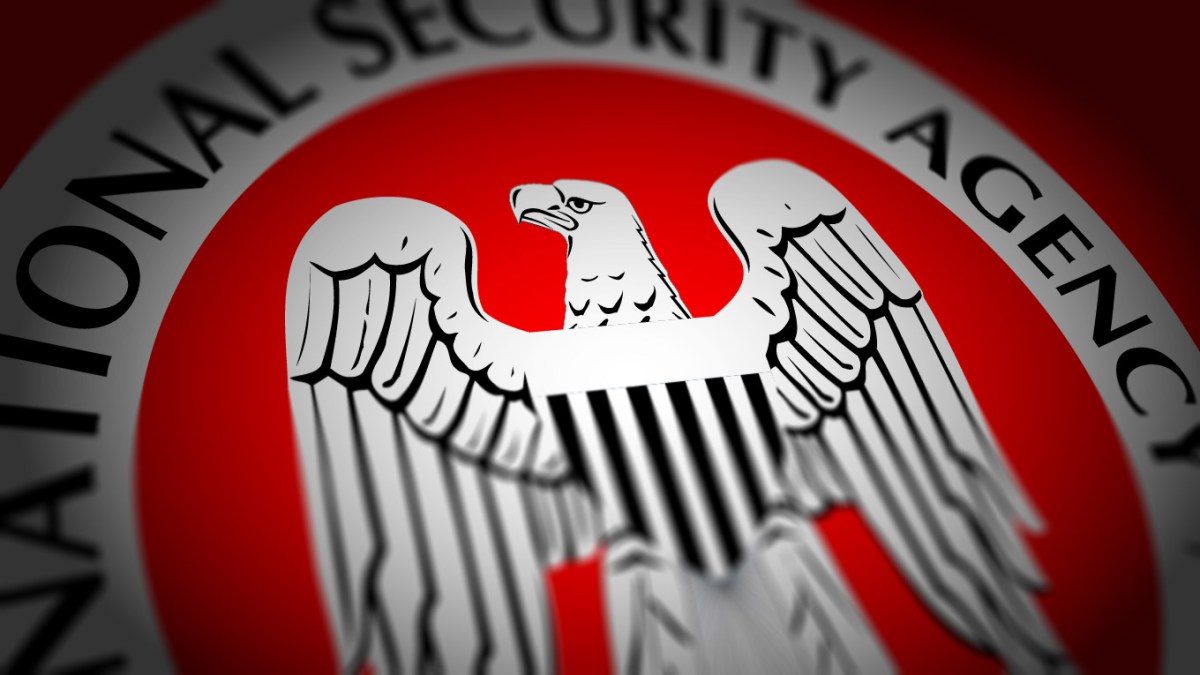 De Amerikaanse surveillancewet vervalt voor het eerst nadat wetgevers de controversiële keuze van Trump om spionagebureaus te leiden hebben afgewezen