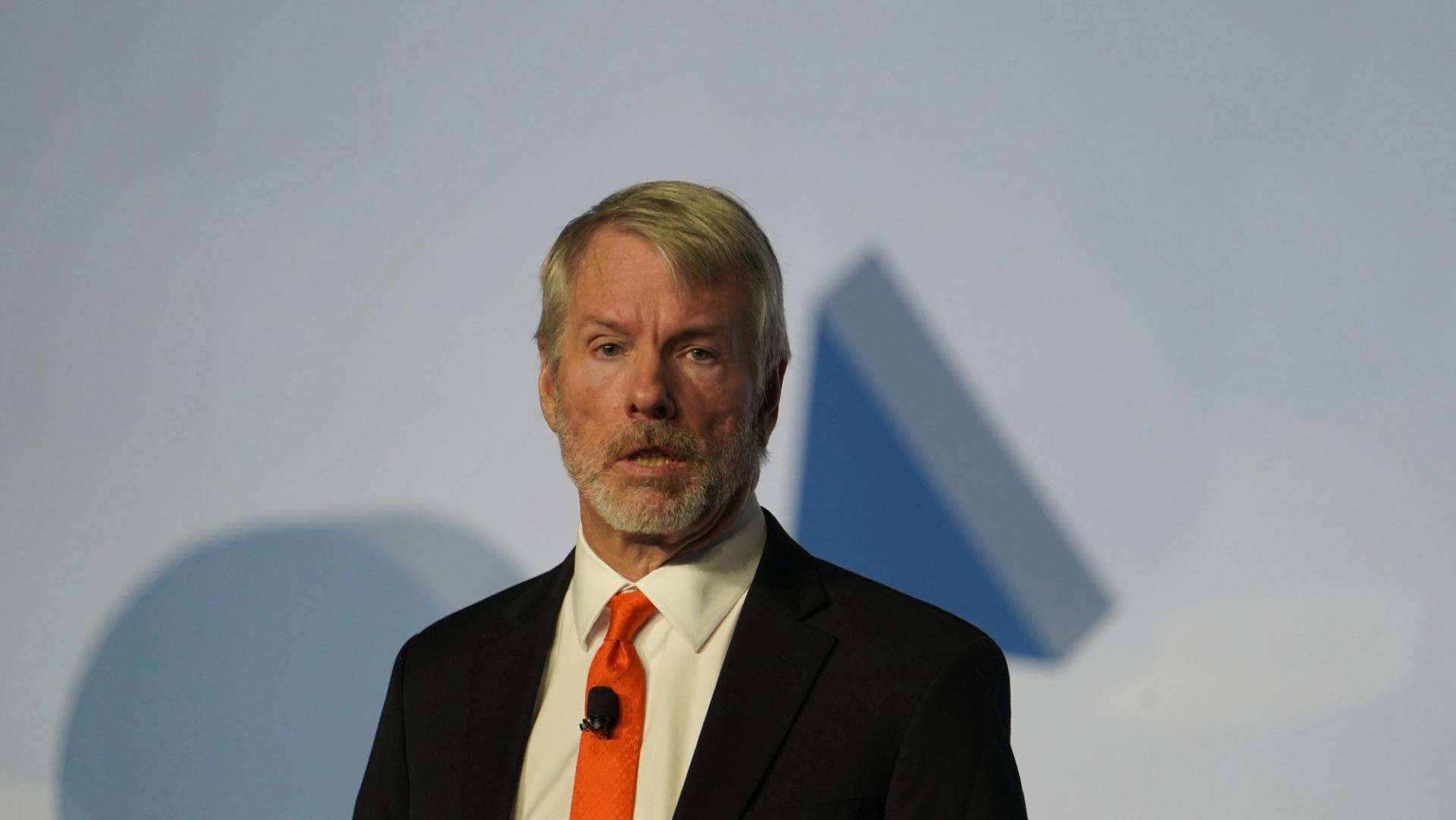 Michael Saylor en Jack Mallers zijn het oneens over de Bitcoin-rapportagestatistieken van Strategy