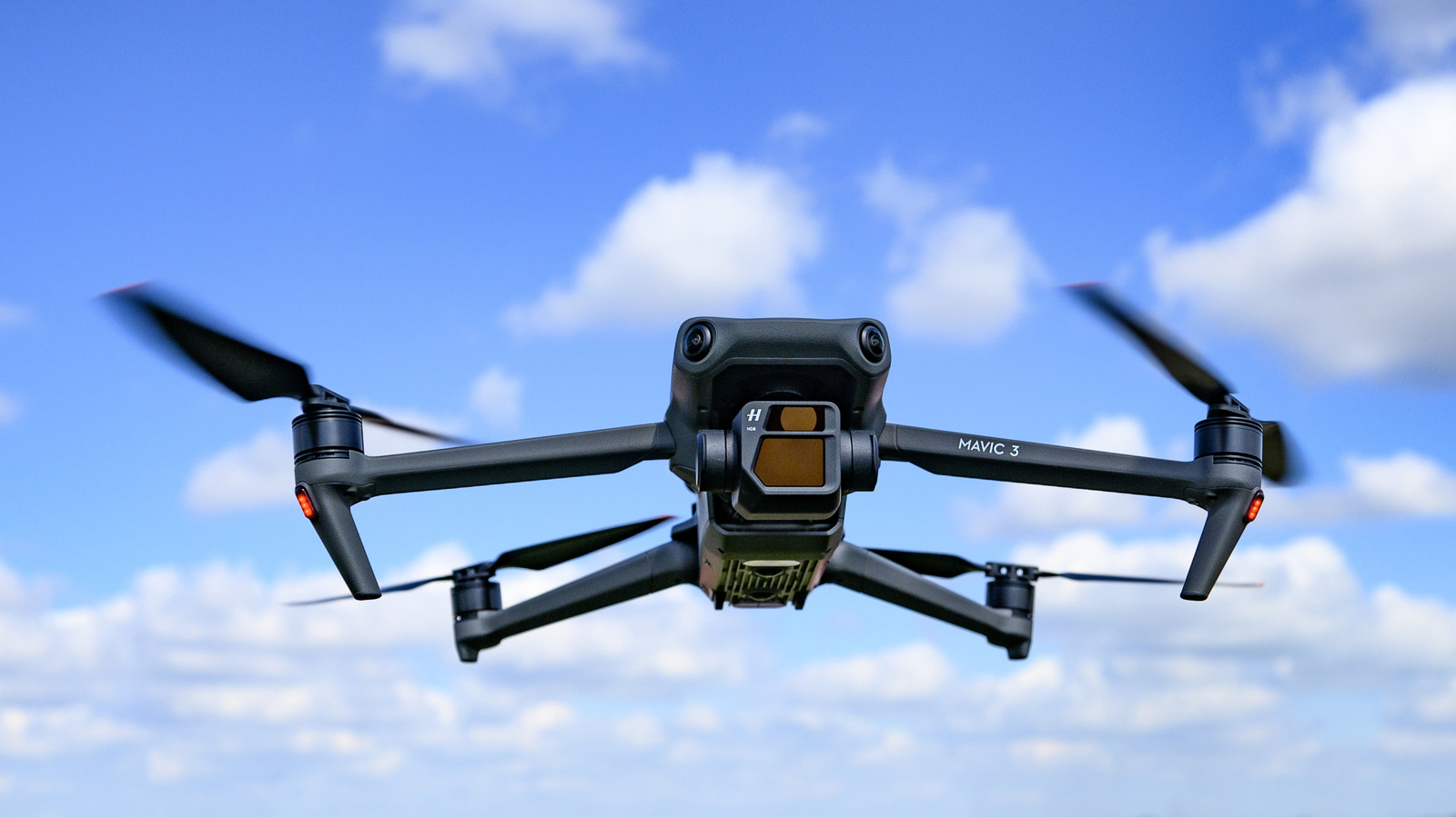 FCC is van plan bedrijven te verbieden die DJI-producten onder andere merken verkopen
