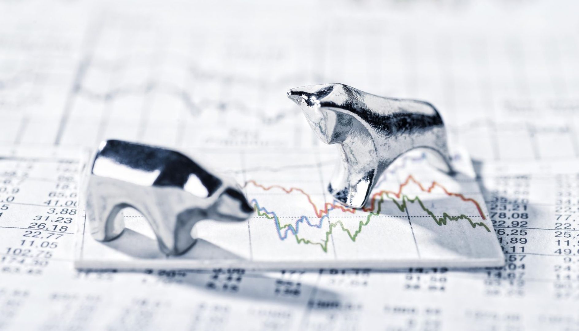Grote cryptocurrencies onder druk nu olie met 3% stijgt