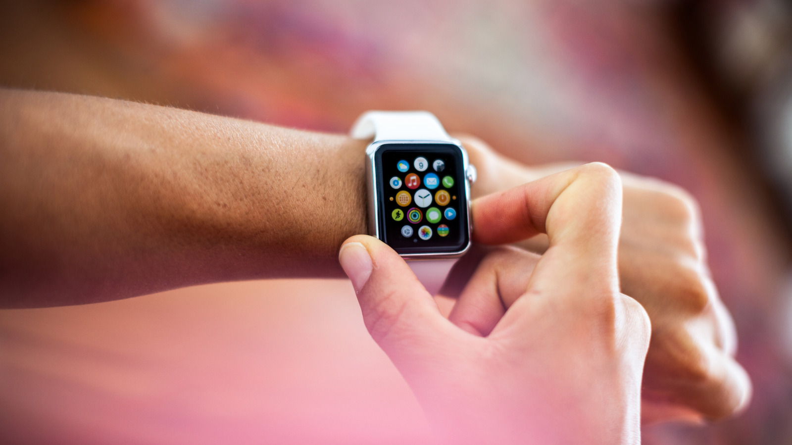 Vervanging van de Apple Watch-batterij: hoeveel kost het en is het het waard?