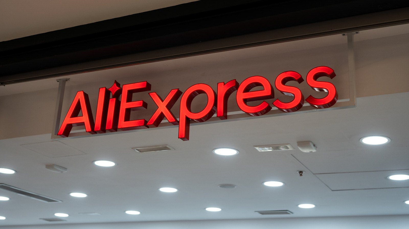 AliExpress kreeg een recordboete van $629 miljoen opgelegd voor het verkopen van nagemaakte en illegale producten