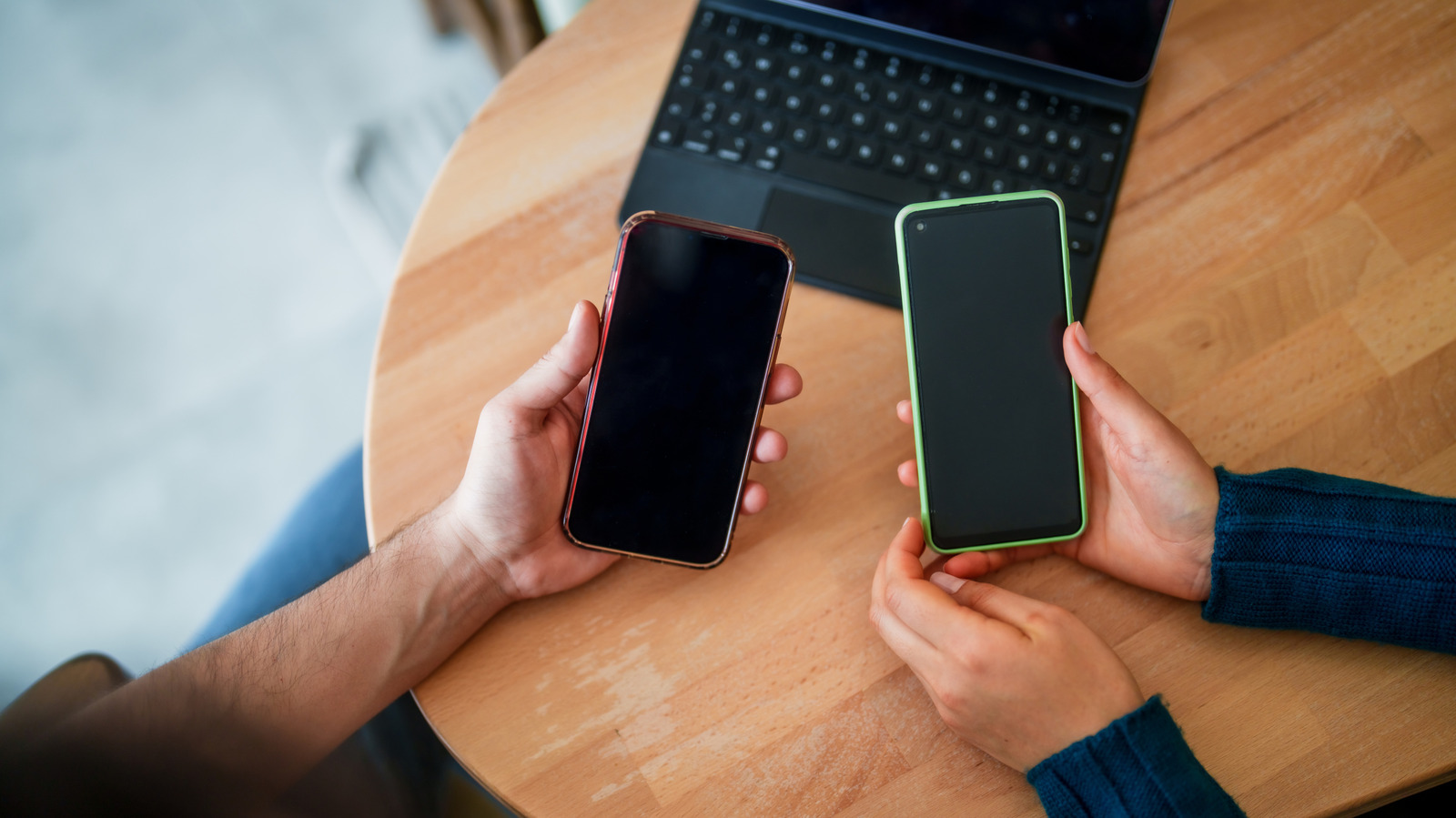 Hoe u uw telefoonscherm kunt repareren als het niet reageert op aanraking