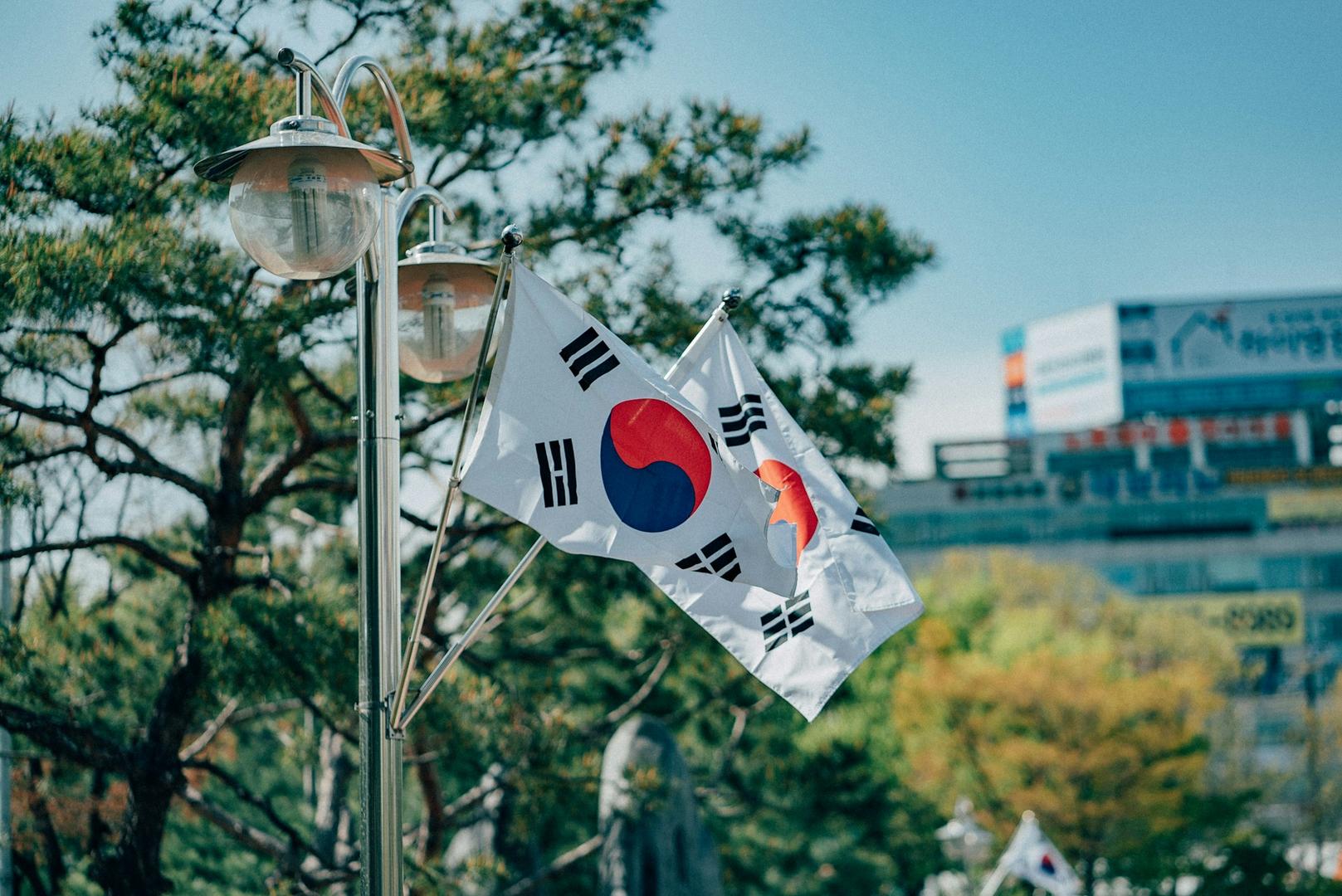 Bitcoin stijgt naar $64.000 nu Korea's recordchipcrash crypto onaangeroerd laat