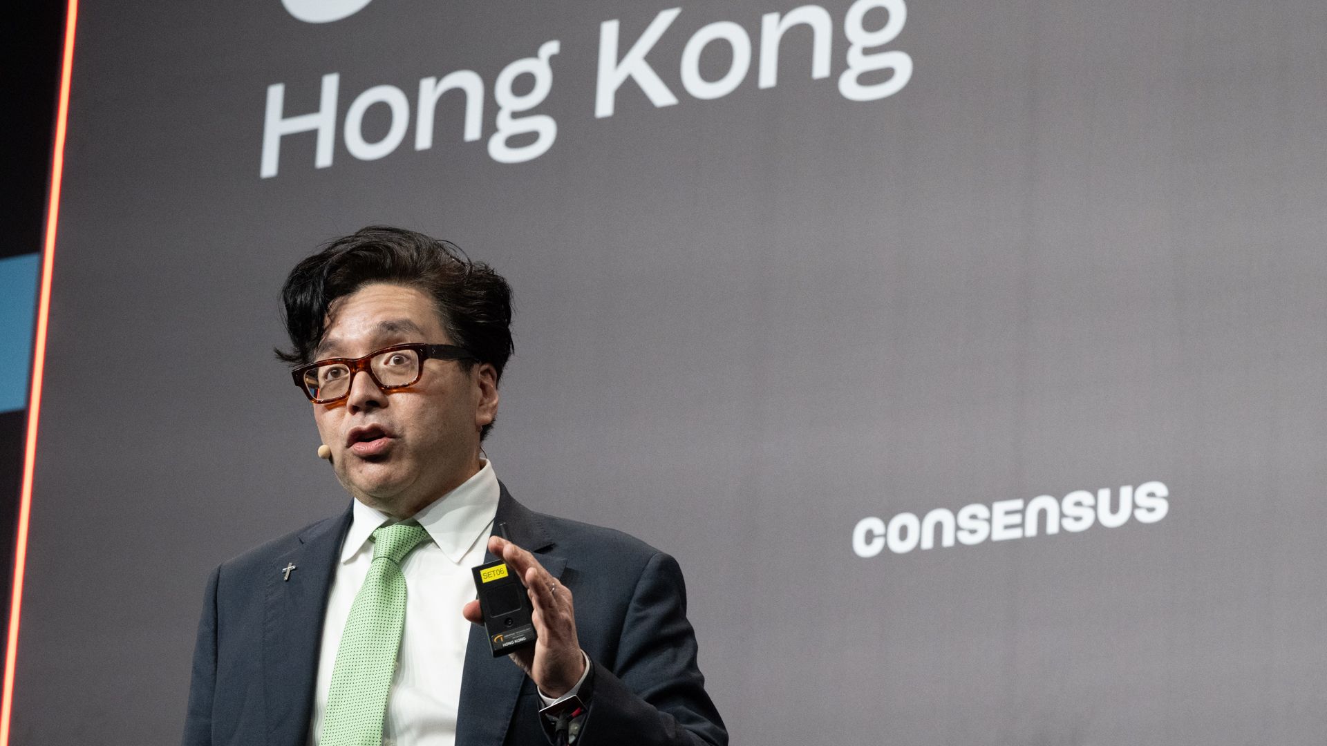 Tom Lee's Bitmine verlengt zijn koopreeks met een ETH-aankoop van $138 miljoen, waarbij hij gokt op het einde van de crypto-crisis