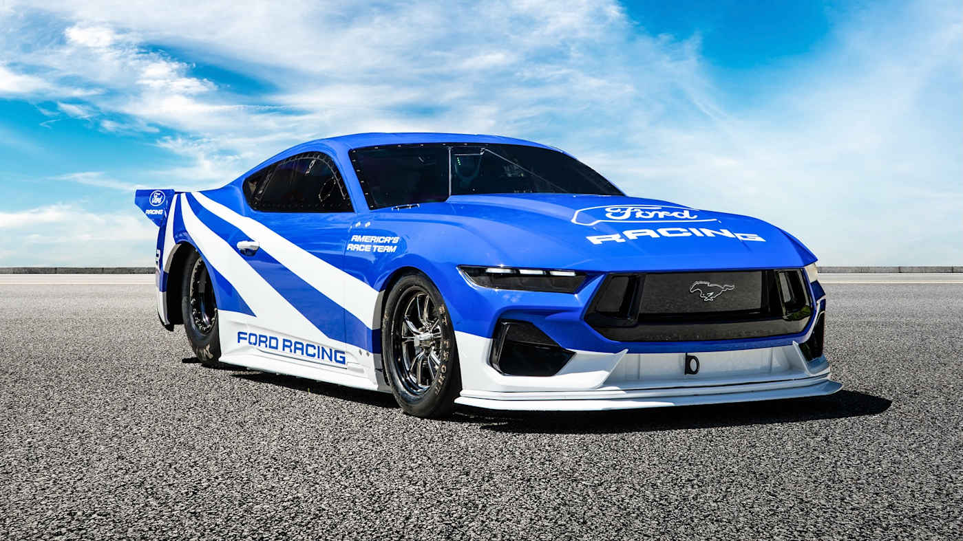De Mustang Cobra Jet van Ford vestigt met 6,87 seconden een nieuw EV-kwartmijlrecord