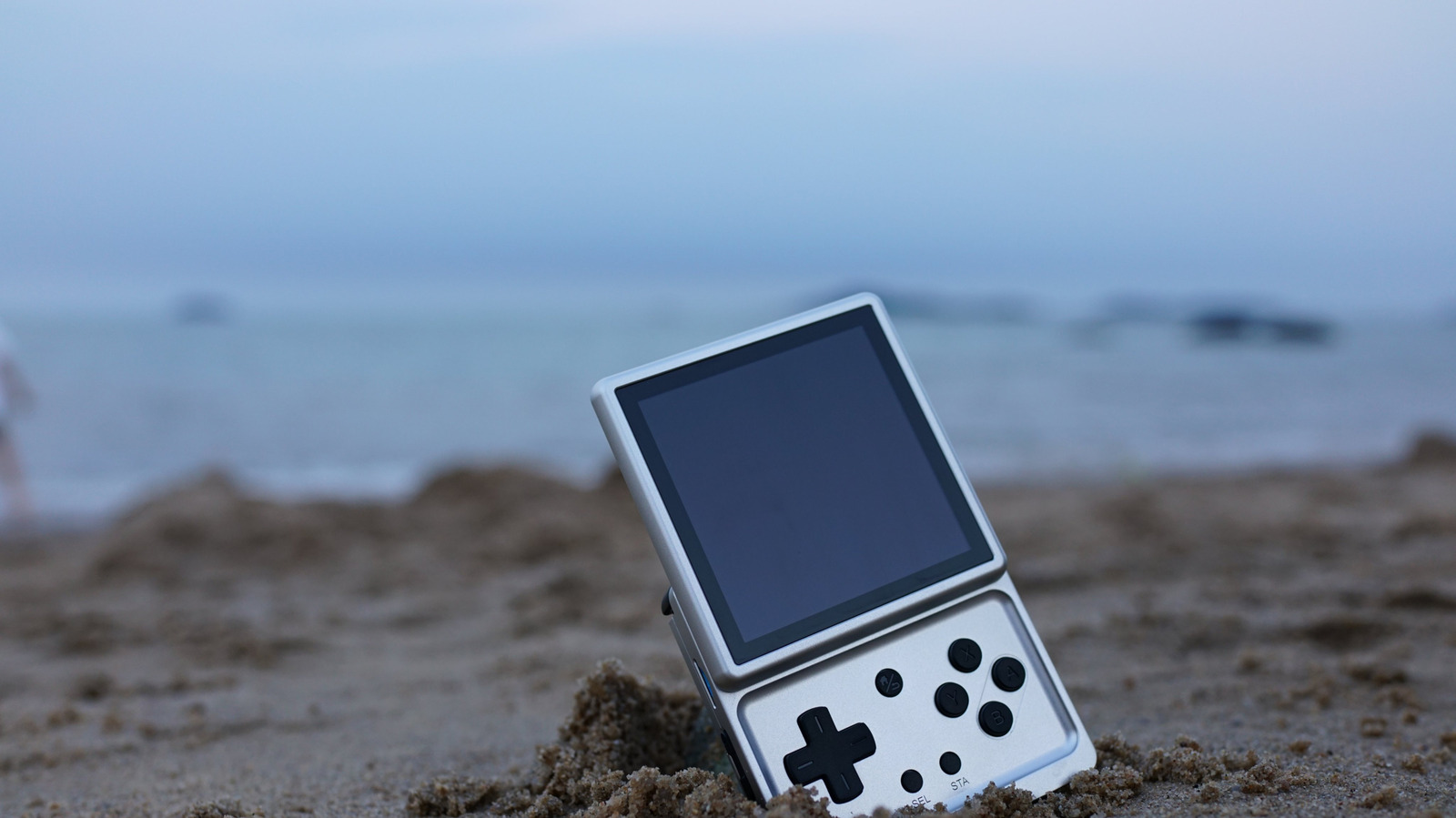 Anbernic heeft nu een winkelpagina waar u vervangende onderdelen voor zijn handhelds kunt kopen