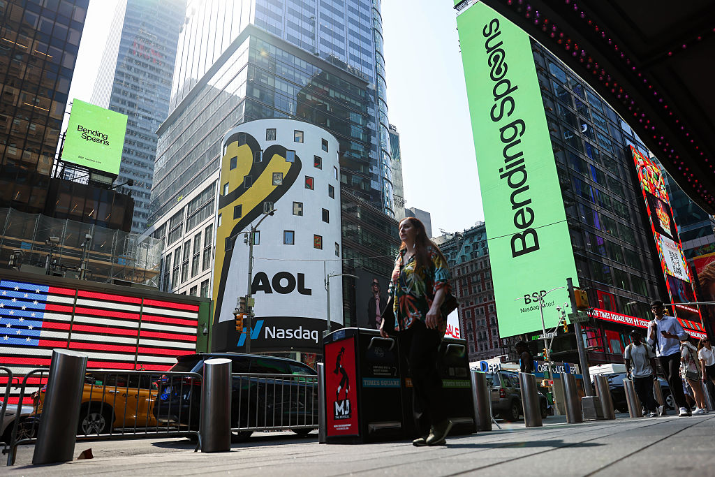 Wat zijn buiglepels? De weinig bekende AOL- en Vimeo-eigenaar die nu openbaar is