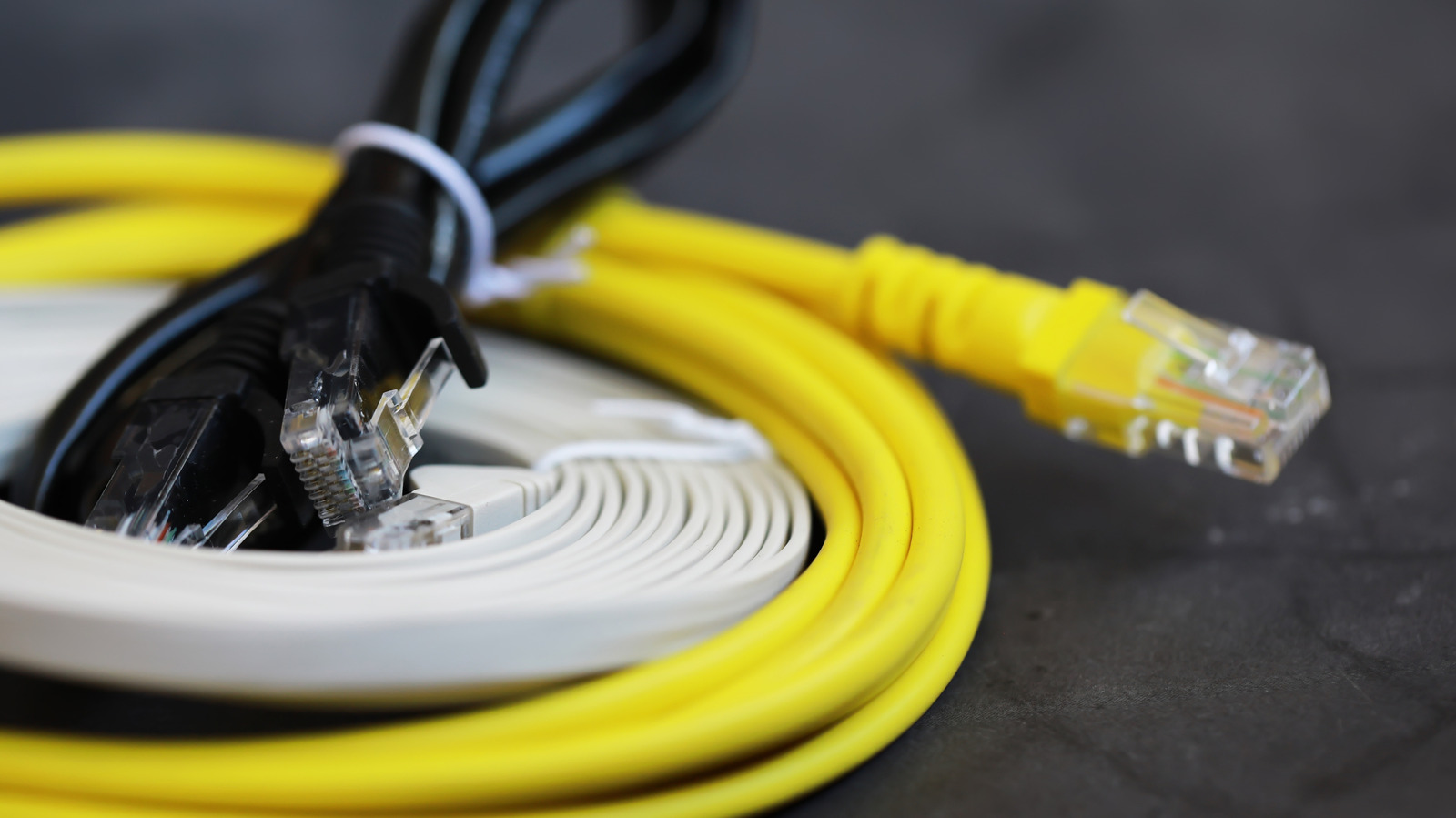 Waarom de draden in uw ethernetkabels gedraaid zijn