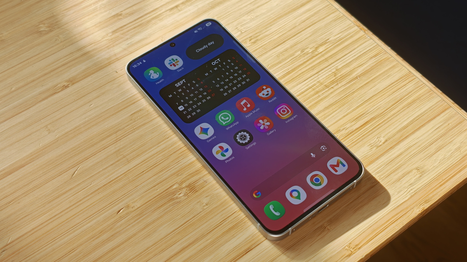 Samsung Galaxy S26 FE review: een stapsgewijze prijsstijging voor incrementele updates