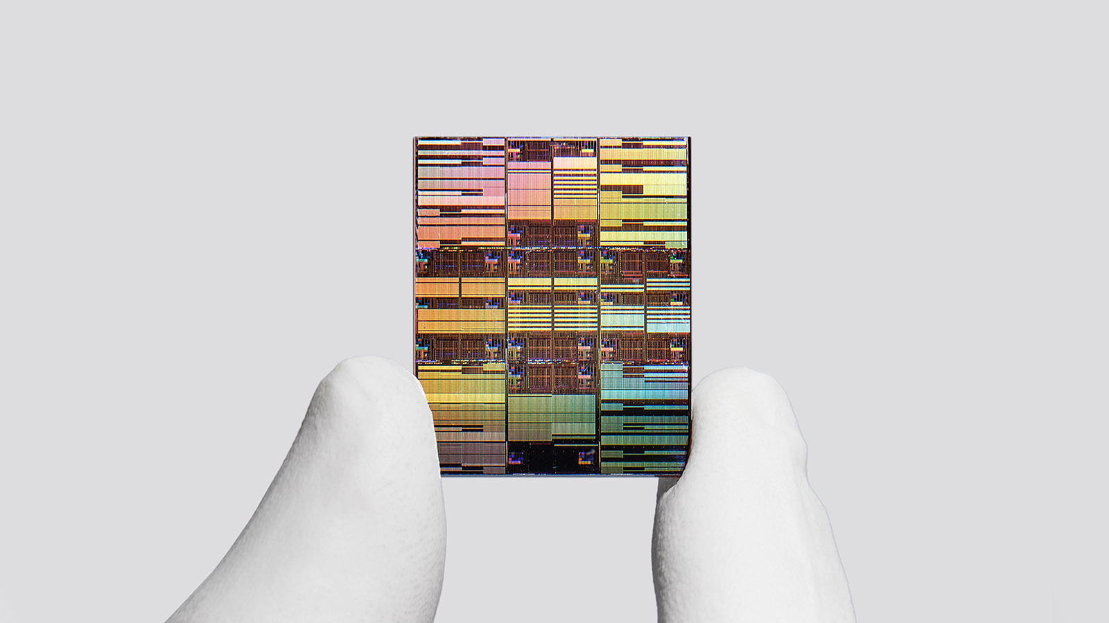 IBM zegt dat het 's werelds eerste chip van minder dan 1 nanometer heeft gemaakt