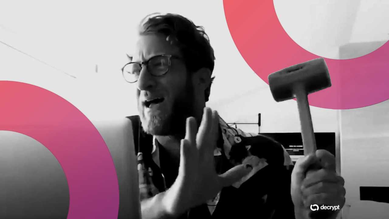 'Elke keer dat ik het koop, gaat het mis': Dave Portnoy zegt dat hij miljoenen verliest terwijl Bitcoin daalt