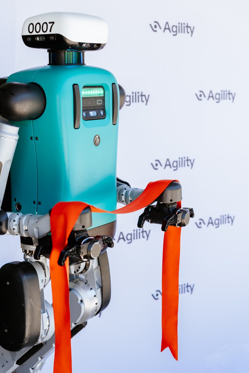 Agility Robotics plant zijn vlag in de achtertuin van Tesla