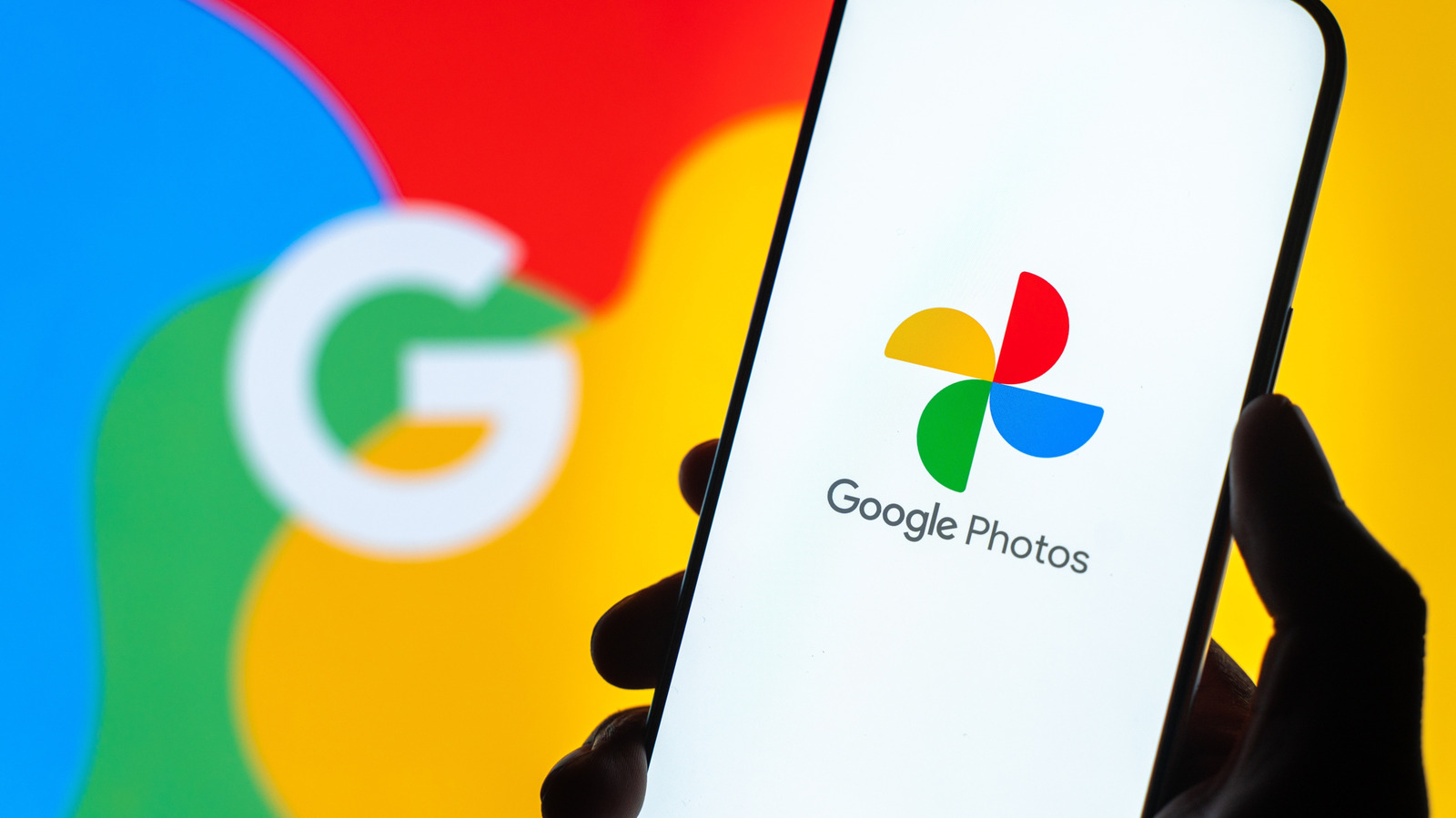 Google lost een vervelende Foto's-bug op die bewerkte afbeeldingen voor andere apps verborg