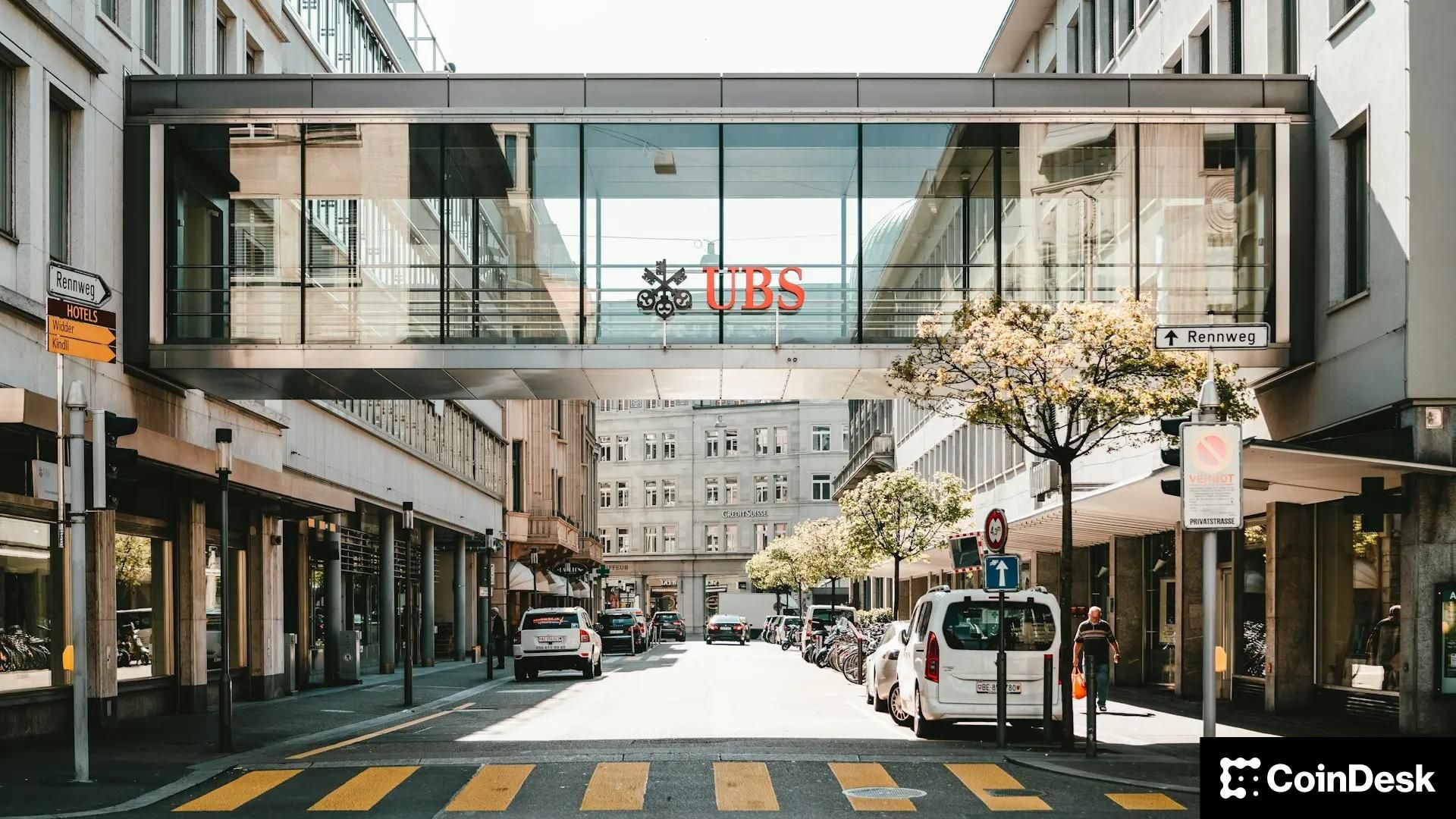 De Zwitserse megabank UBS vergroot zijn blootstelling aan Bitcoin met een enorme 24-voudige stijging van het aantal ETF-callopties