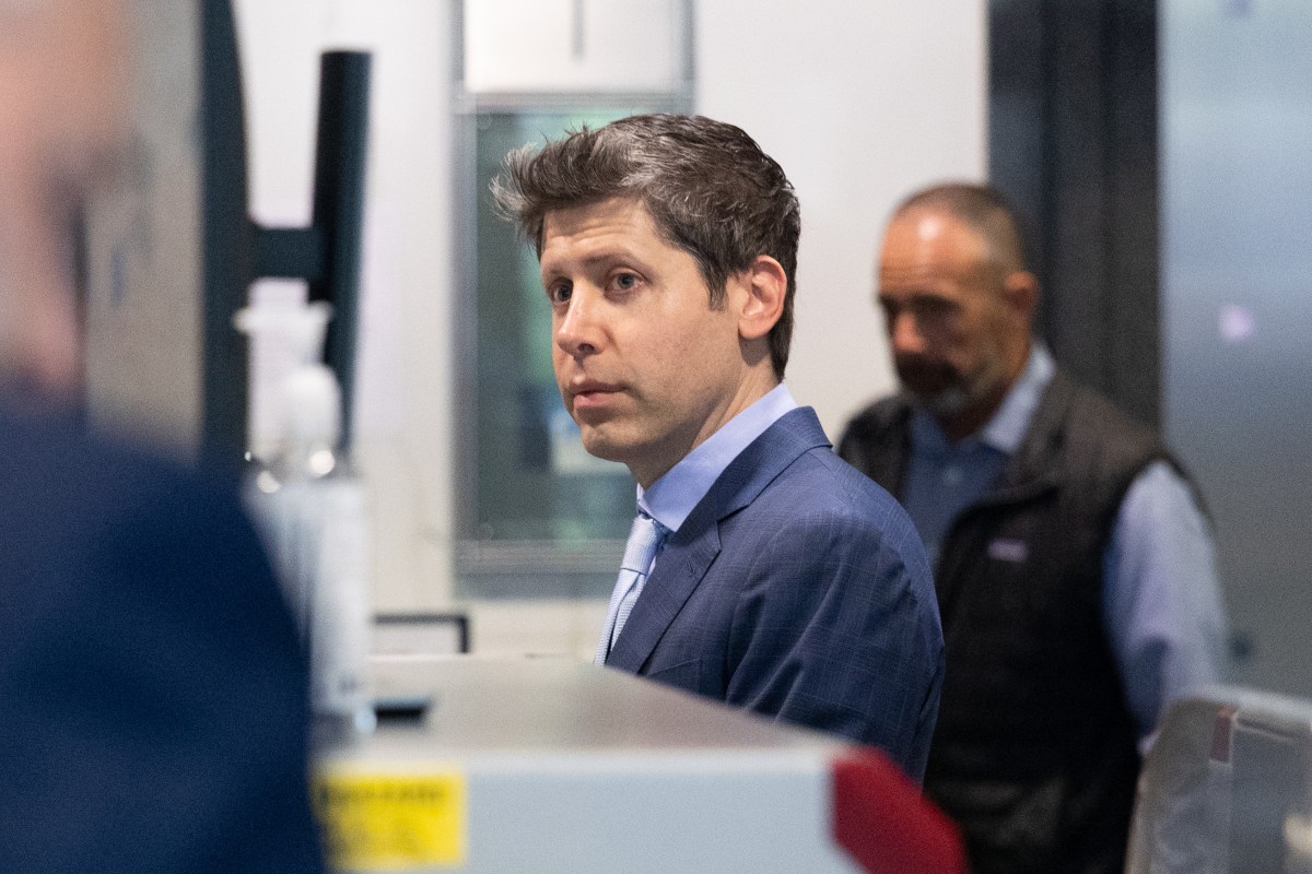 Wie vertrouwt Sam Altman?