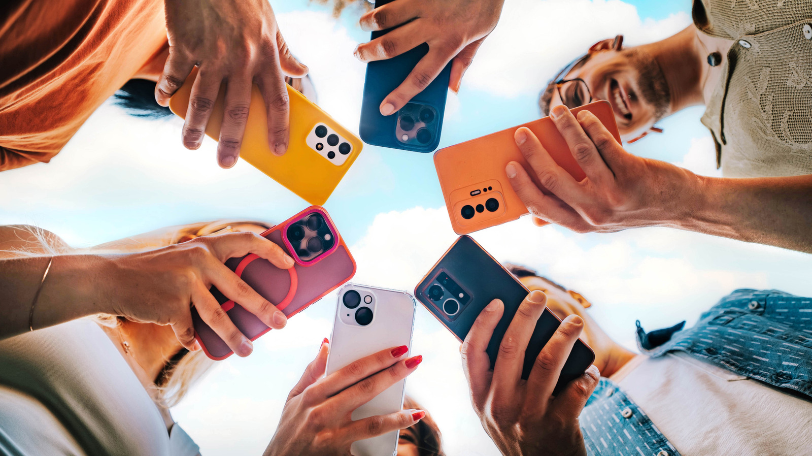 De wereldwijde verkoop van smartphones daalt met zes procent als gevolg van de geheugenkostencrisis