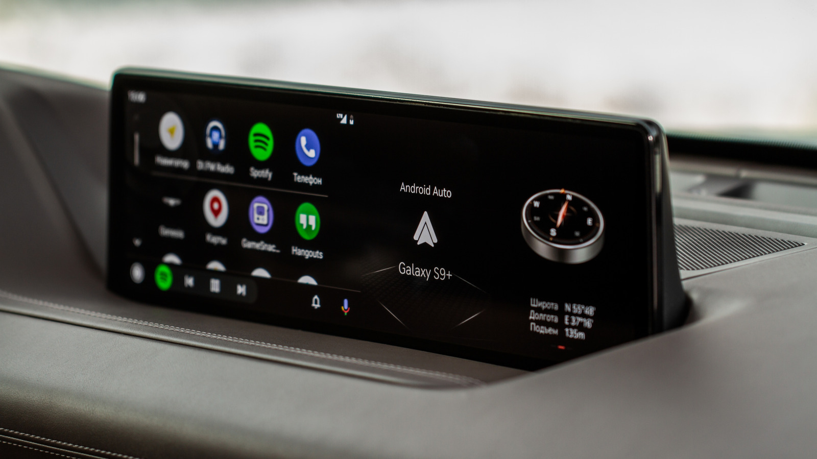 Android Auto versus Apple CarPlay: welke functies onderscheiden ze