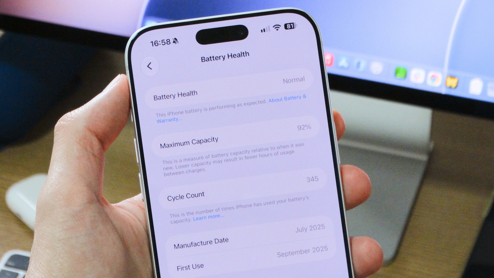 Hoe u de batterijstatus en het aantal cycli van uw iPhone kunt controleren
