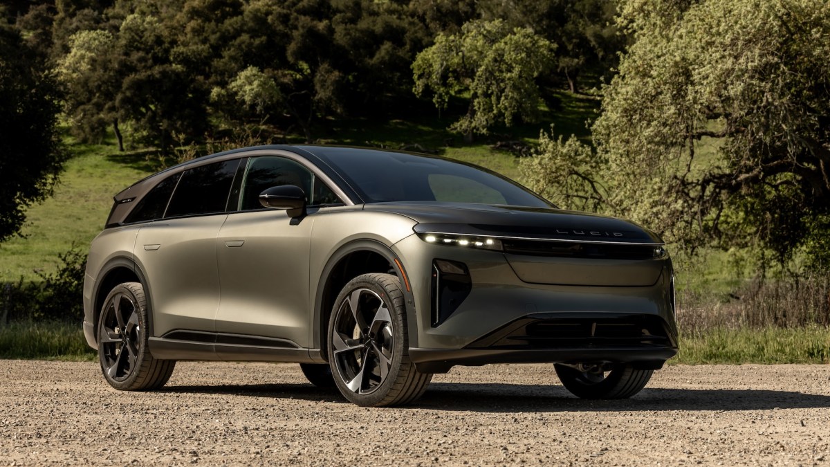 De topman van Lucid Motors vertrekt te midden van de leiderschapswisseling van de nieuwe CEO