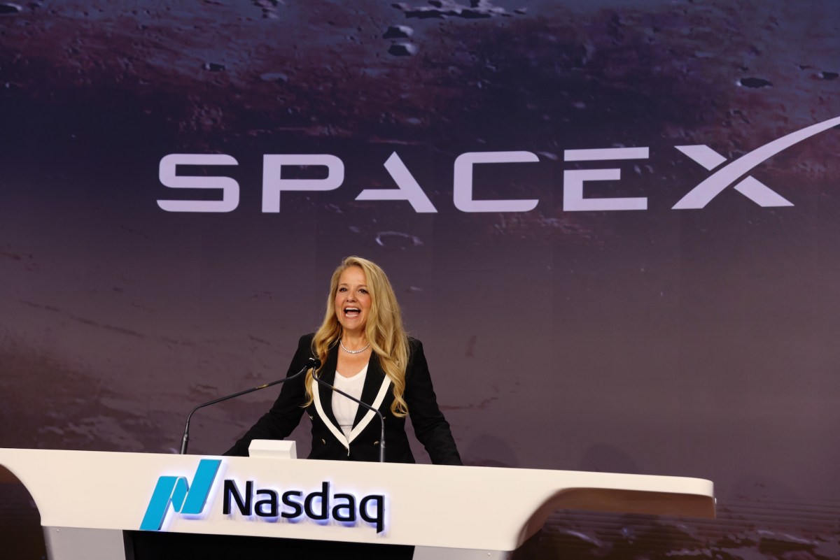 SpaceX-president Gwynne Shotwell gaf zojuist nog een hint over een Tesla-fusie