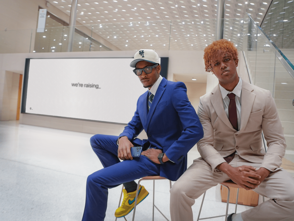 Twee studenten halen $5,1 miljoen op om een ​​AI-sociaal netwerk op te bouwen in iMessage