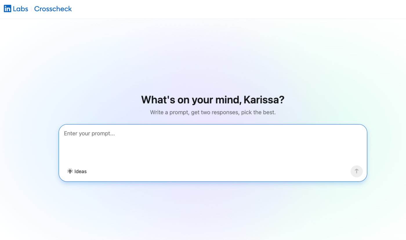 Met de nieuwe Crosscheck-functie van LinkedIn kunnen premiumabonnees gratis concurrerende AI-modellen testen