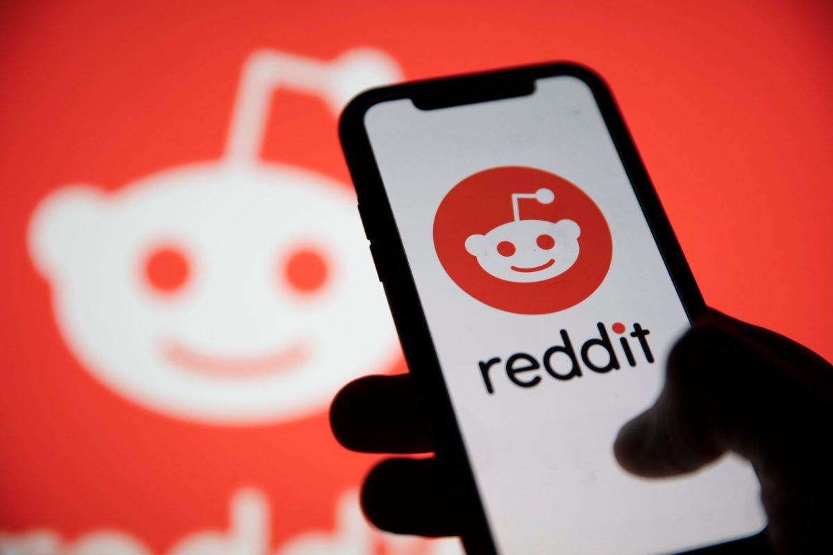 Terwijl het zoekverkeer afneemt, kondigt Reddit aan dat het overschakelt naar een ingelogde ervaring
