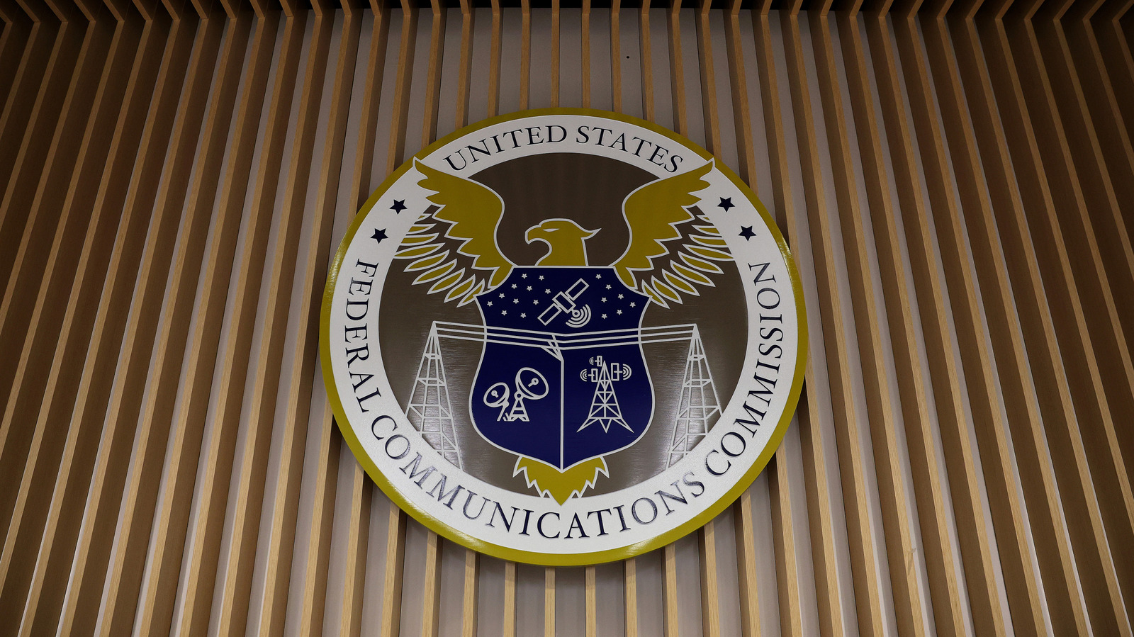 FCC-voorzitter wil gevangenissen illegale mobiele telefoons laten blokkeren