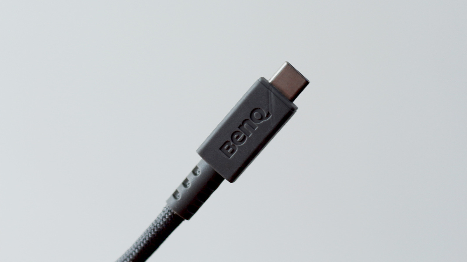 USB4-kabels: wanneer en waarom het de moeite waard is om meer te betalen