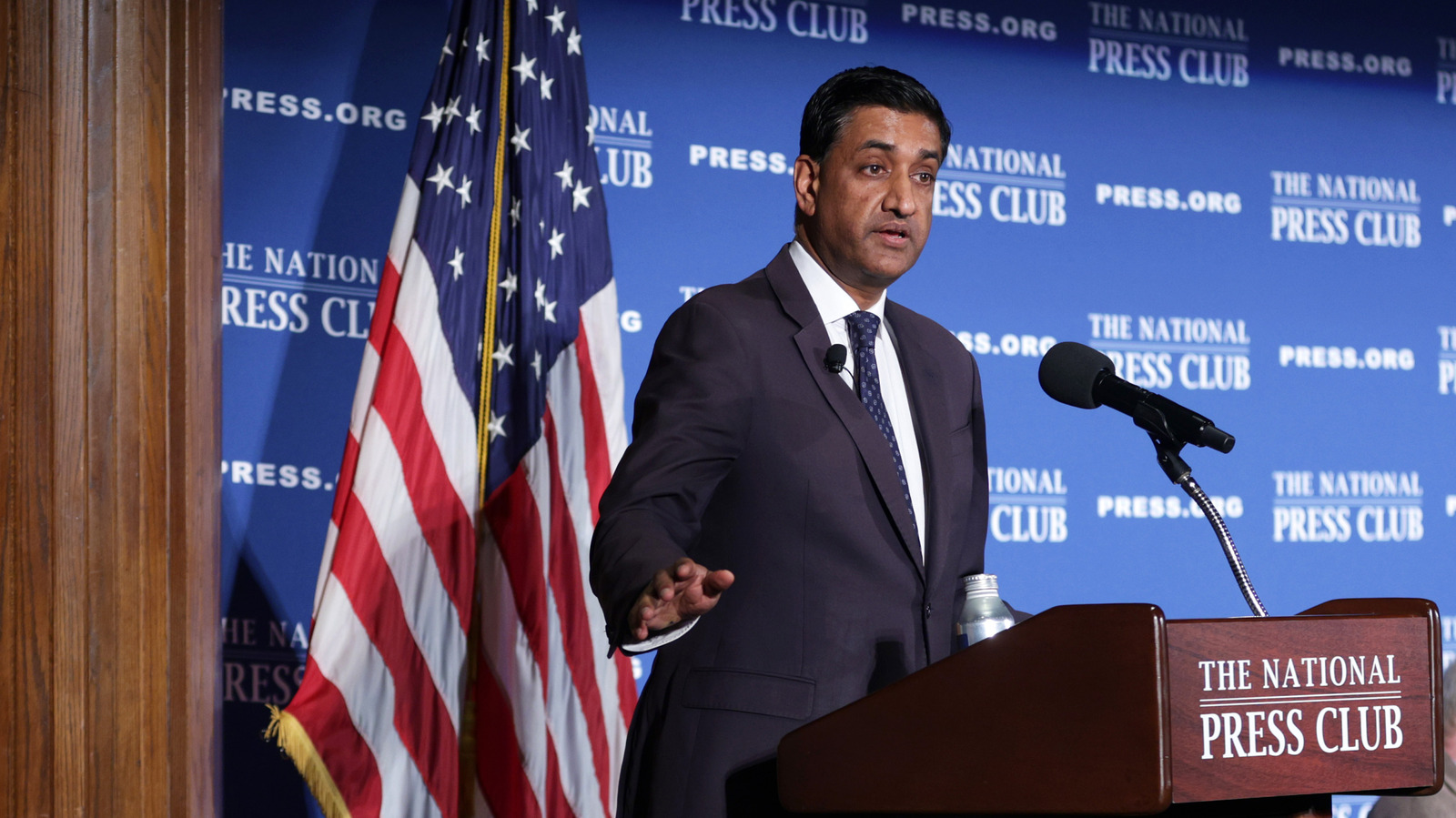Ro Khanna roept op tot bescherming van het recht om zich te verzetten tegen datacenters