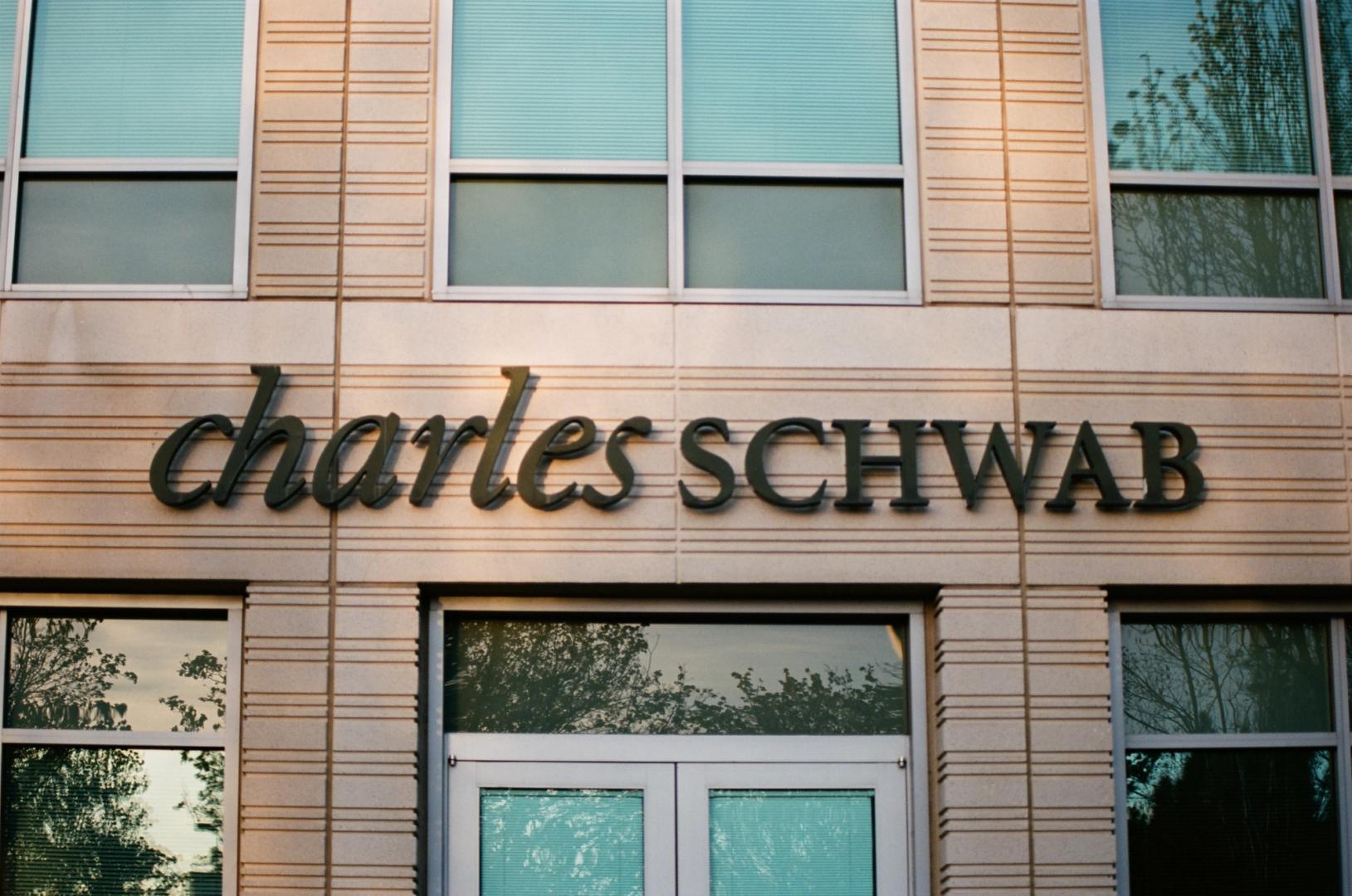 Schwab gaat meedoen aan de race op de voorspellingsmarkten met op evenementen gebaseerde opties uit de S&P 500: WSJ
