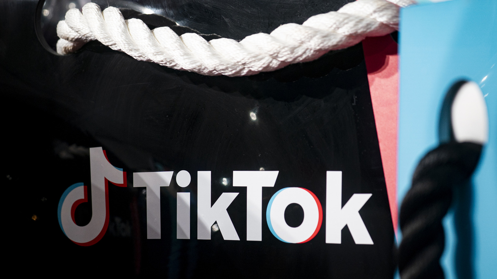 Overheidsmedewerkers kunnen officieel hun tijd verspillen met het weer scrollen op TikTok