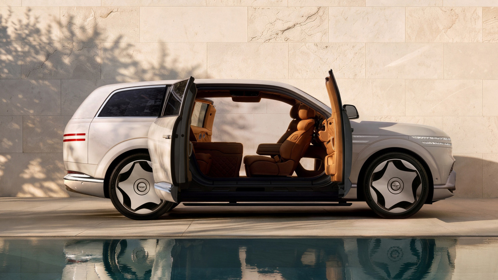 De GV90 NeoLun van Genesis is een luxe elektrische SUV met vloerverwarming en touringcardeuren
