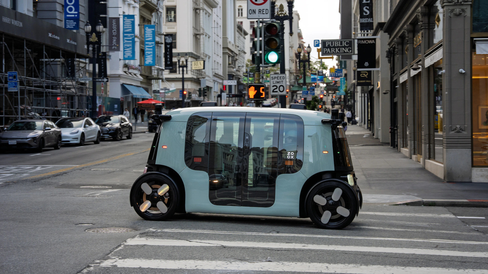 Amazon's Zoox is de eerste robotaxi zonder stuurwiel die goedkeuring krijgt van de regelgevende instanties voor betaalde ritten
