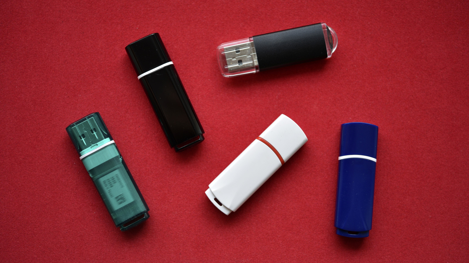 Waarom de capaciteit van flashdrives blijft toenemen (en waarom kleine drives tegenwoordig zelden worden verkocht)