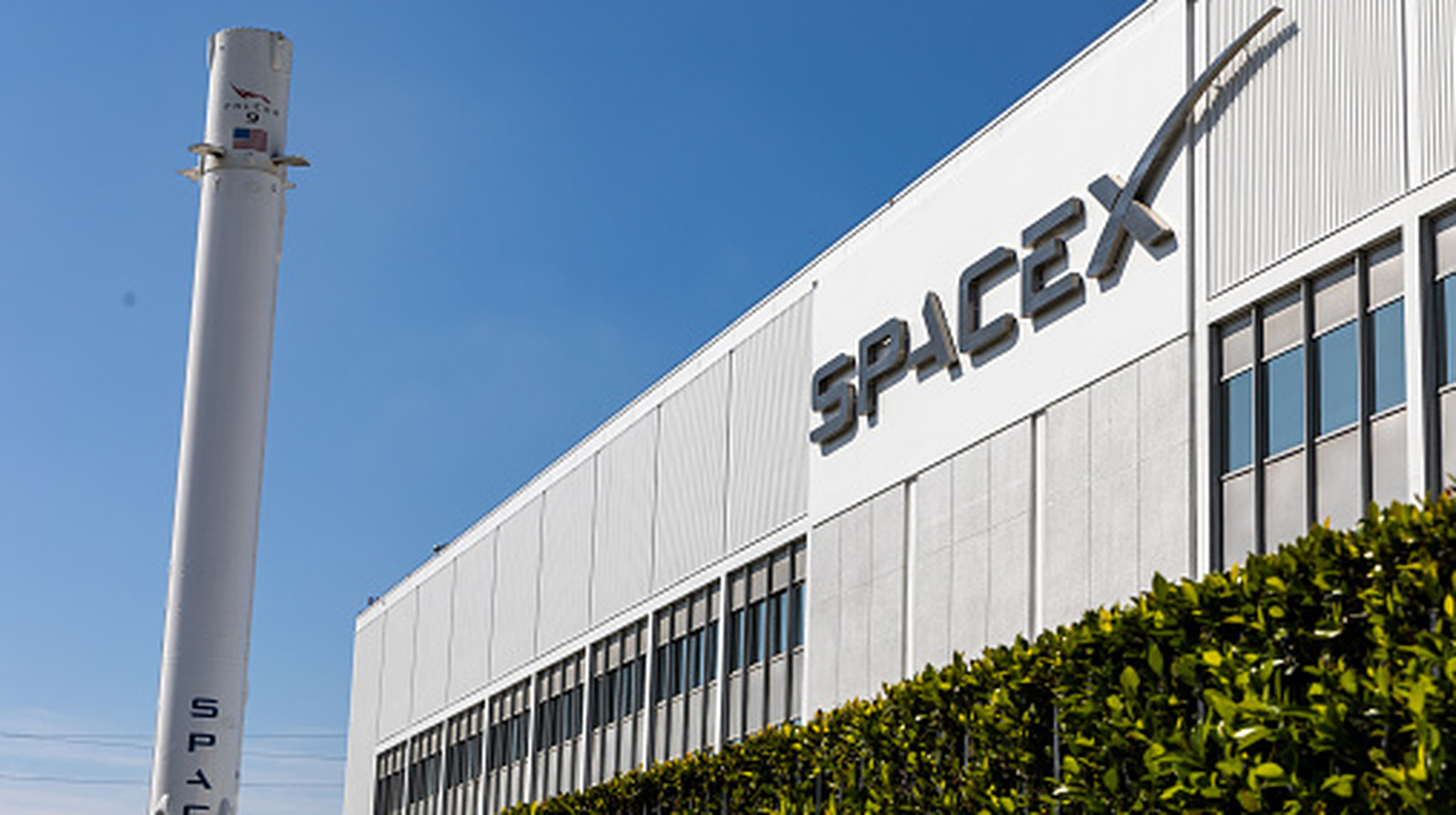 Koreaanse maan-orbiter maakt eerste foto's van de SpaceX Falcon 9-crashlocatie op de maan